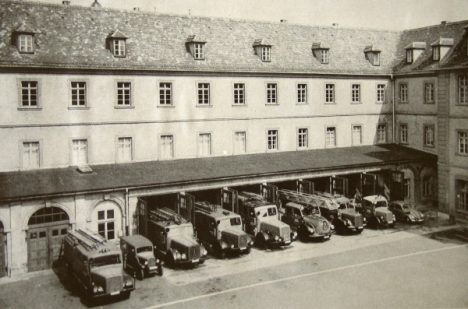 zentralfeuerhaus_im_rathaus_1958-kl.jpg