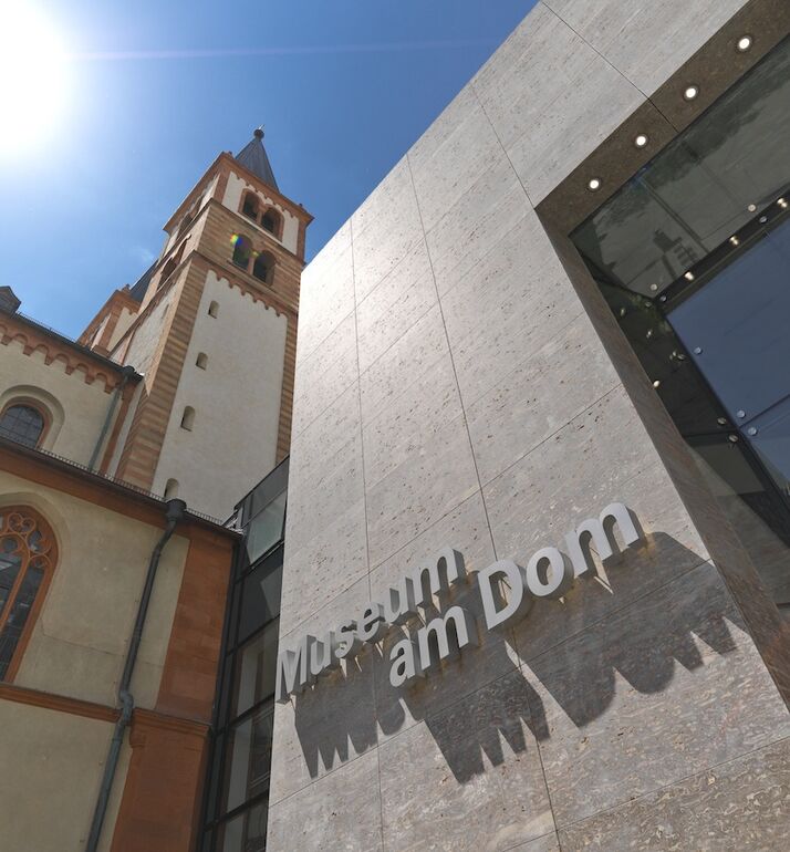 Foto: Fassade des Museums am Dom